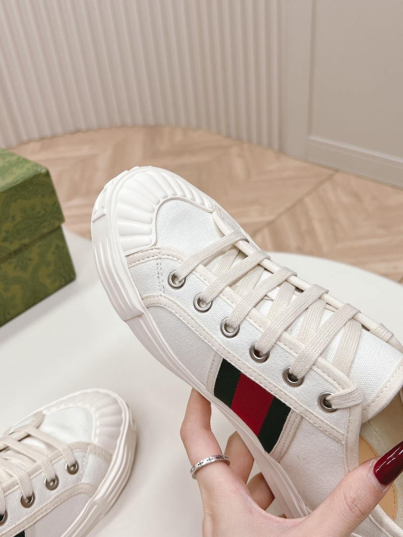 Gucci Casual Shoes